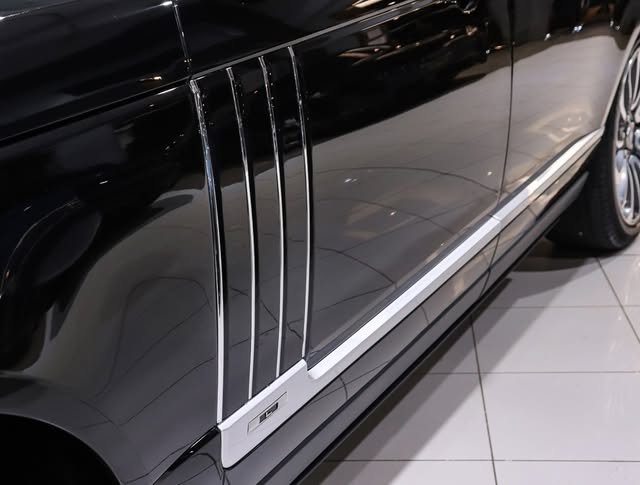 LAND ROVER RANGE ROVER VOGUE SV AUTOBIOGRAPHY LONG WHEELBASE - Imagem 17
