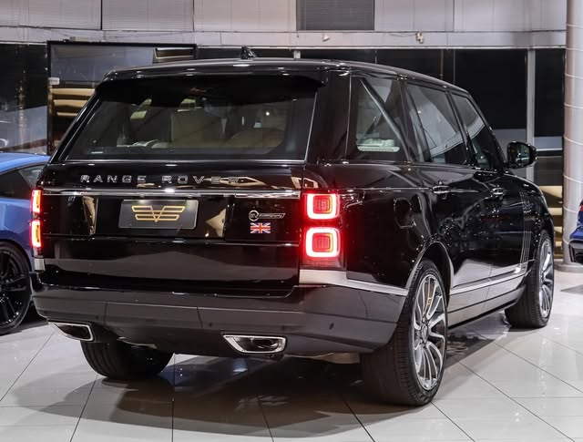 LAND ROVER RANGE ROVER VOGUE SV AUTOBIOGRAPHY LONG WHEELBASE - Imagem 3