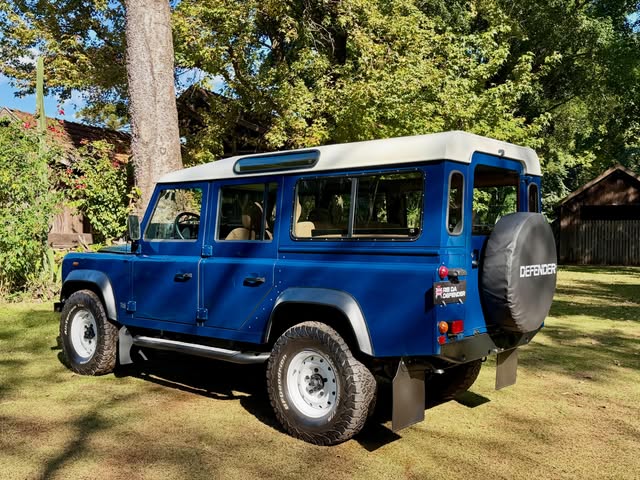 LAND ROVER DEFENDER - Imagem 8