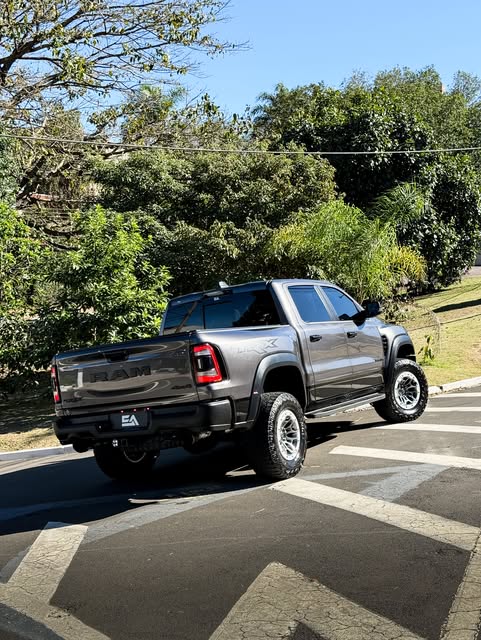 RAM 1500 TRX - Imagem 15