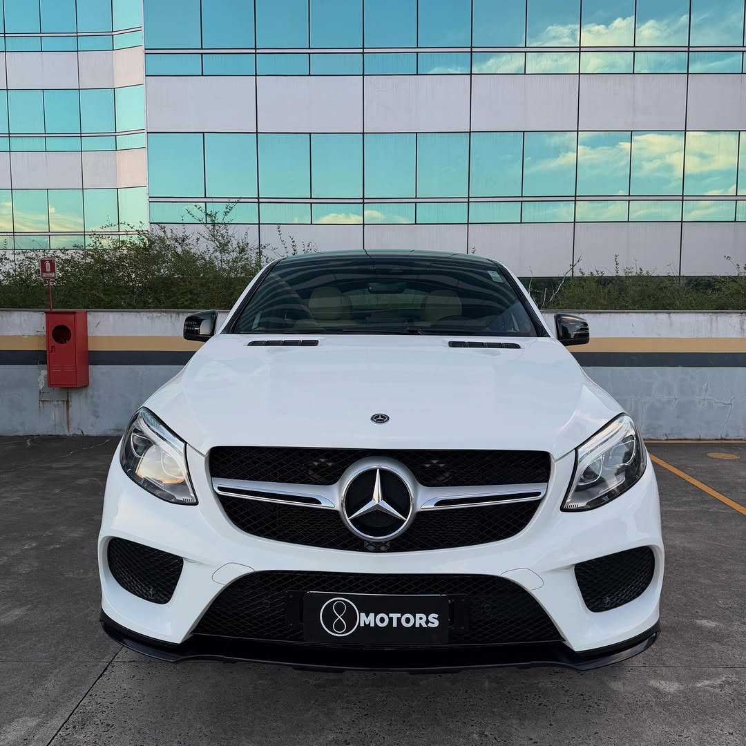 MERCEDES-BENZ GLE-400 - Imagem 2