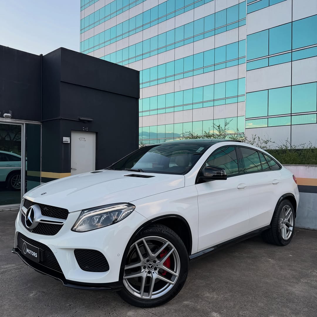 MERCEDES-BENZ GLE-400 - Imagem 3