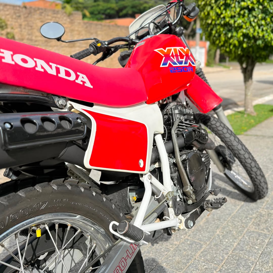 HONDA XLX 250 R - Imagem 2