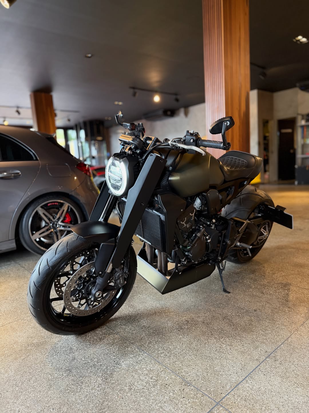 HONDA CB1000 R - Imagem 3