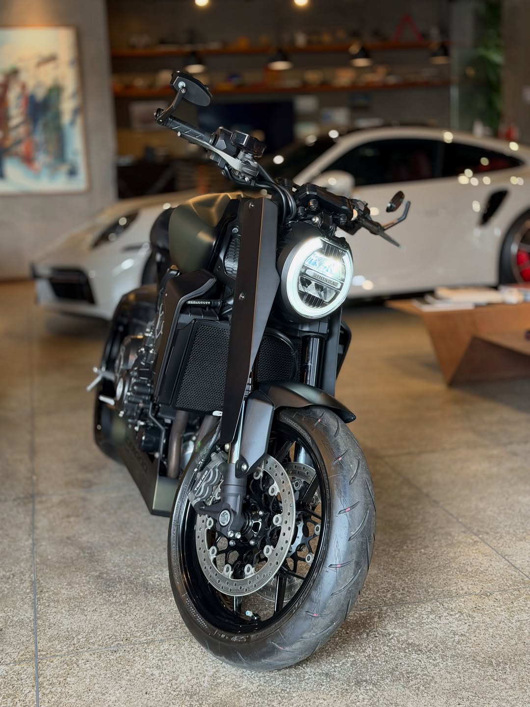 HONDA CB1000 R - Imagem 10