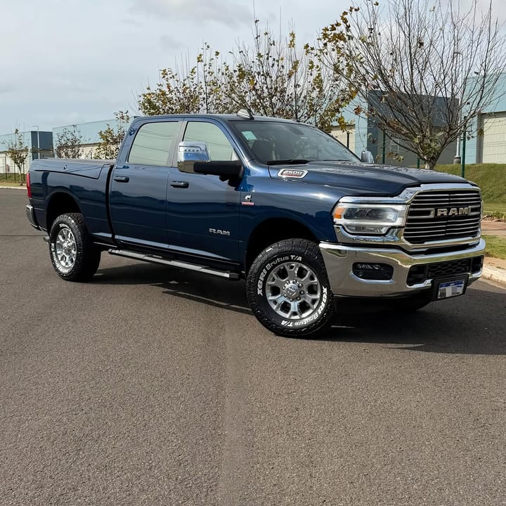 RAM 2500 LARAMIE