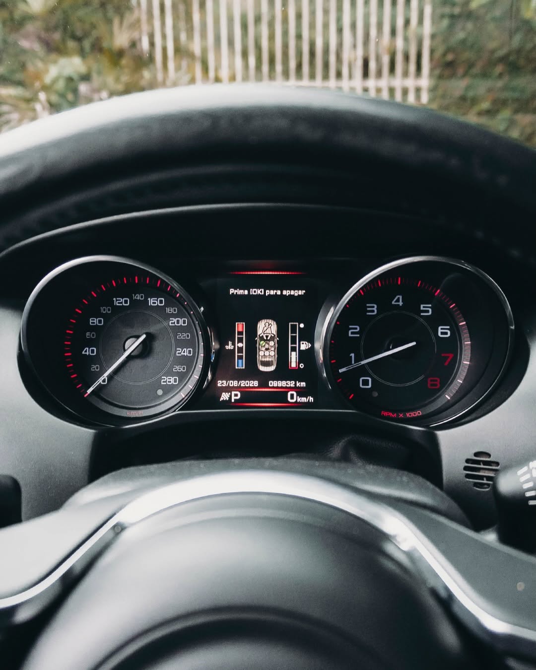 JAGUAR XE R-SPORT - Imagem 4
