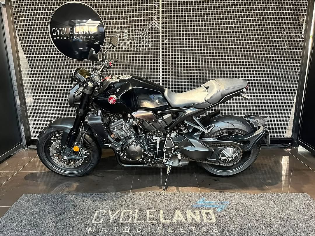 HONDA CB 1000 R BLACK EDITION - Imagem 4