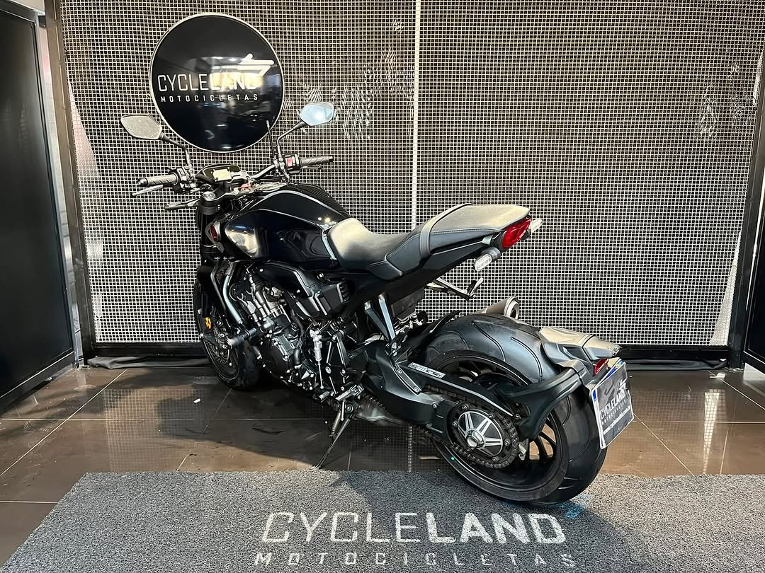 HONDA CB 1000 R BLACK EDITION - Imagem 6