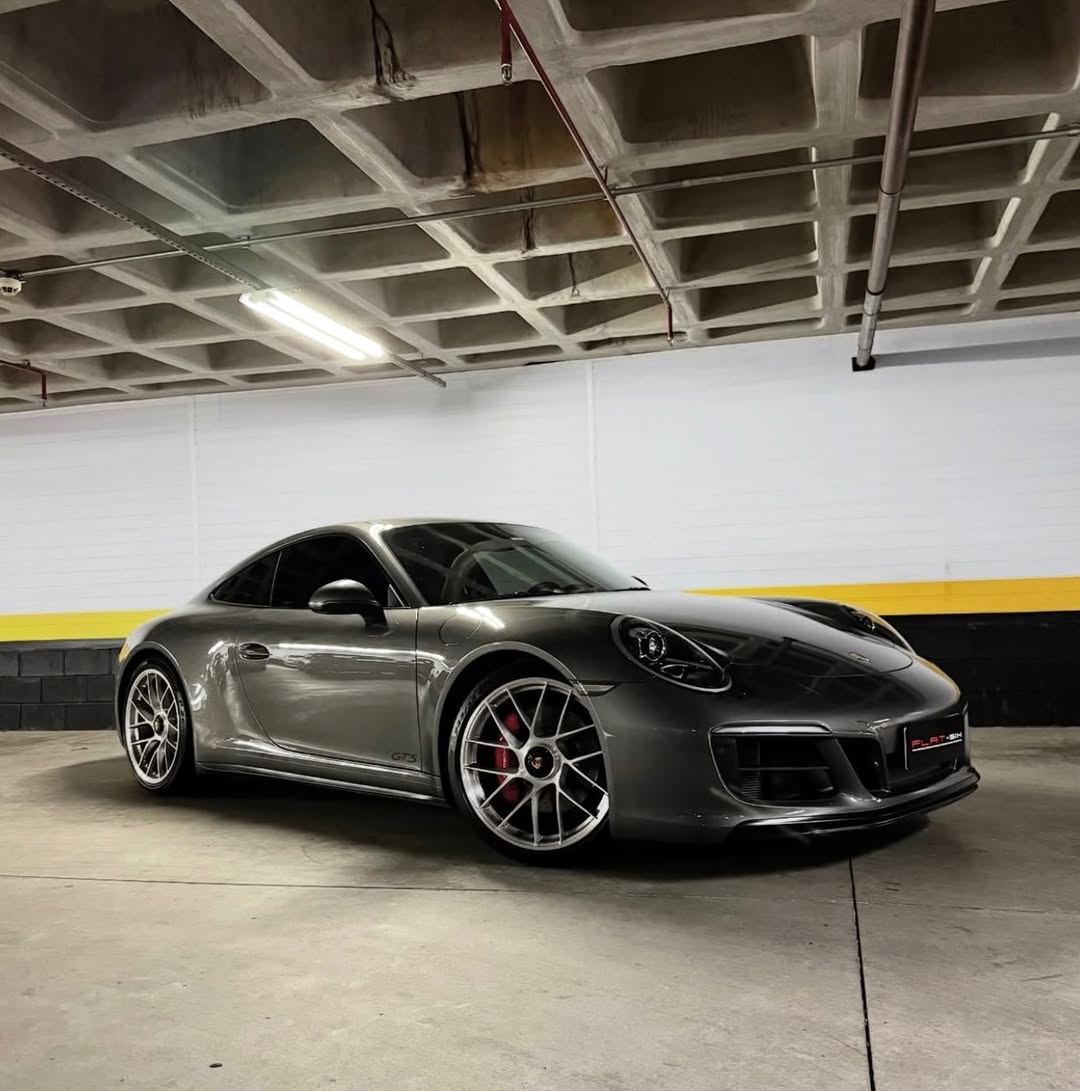 PORSCHE 911 GTS - Imagem 2