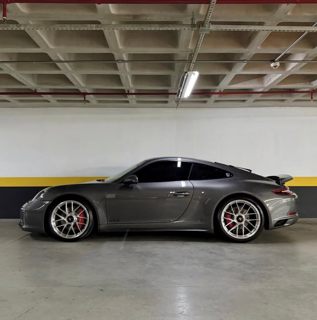 PORSCHE 911 GTS - Imagem 3