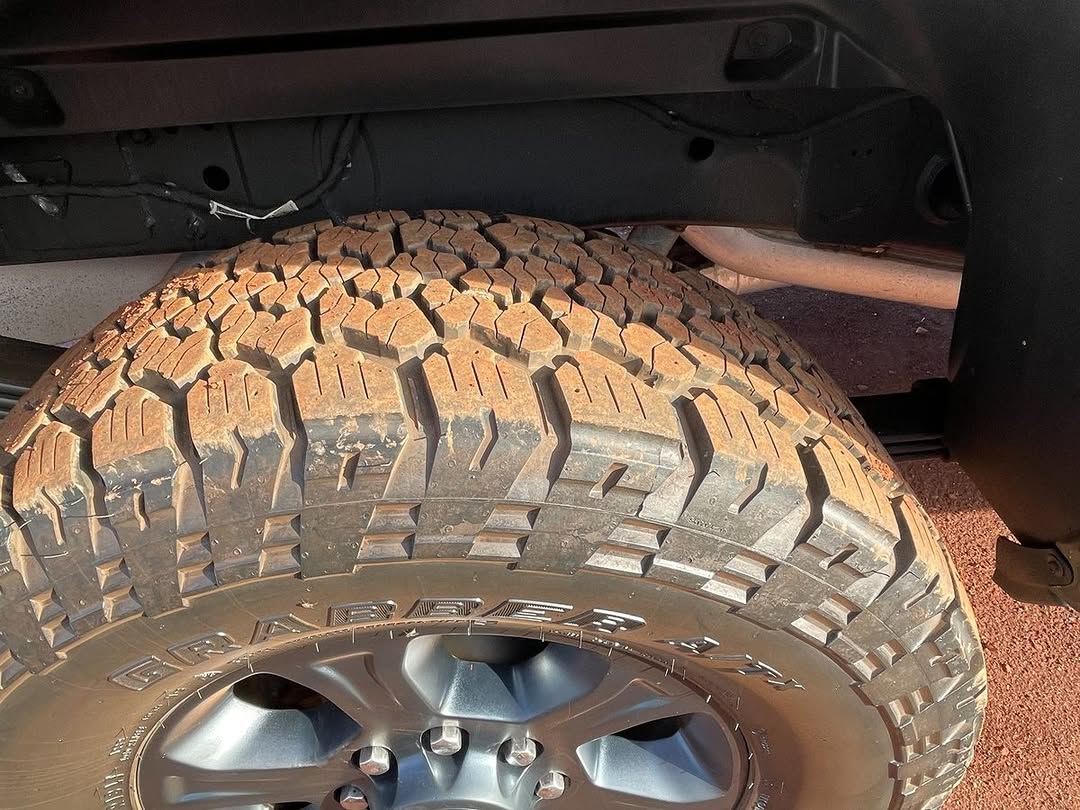 RAM 3500 LARAMIE NIGHT EDITION - Imagem 7