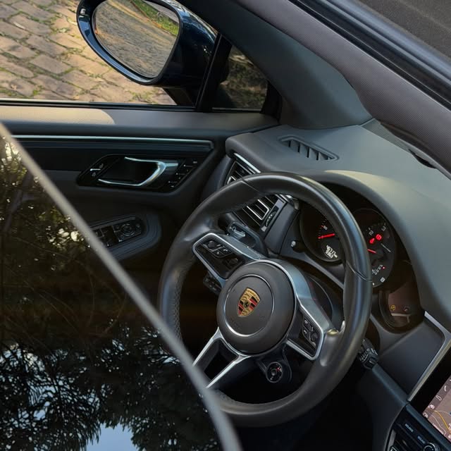 PORSCHE MACAN 2.0 TURBO - Imagem 6