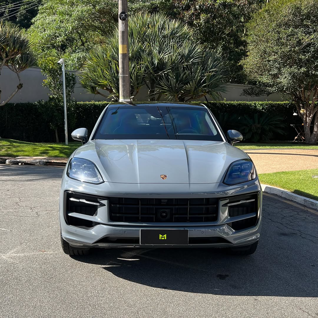 PORSCHE CAYENNE GTS COUPÉ - Imagem 2