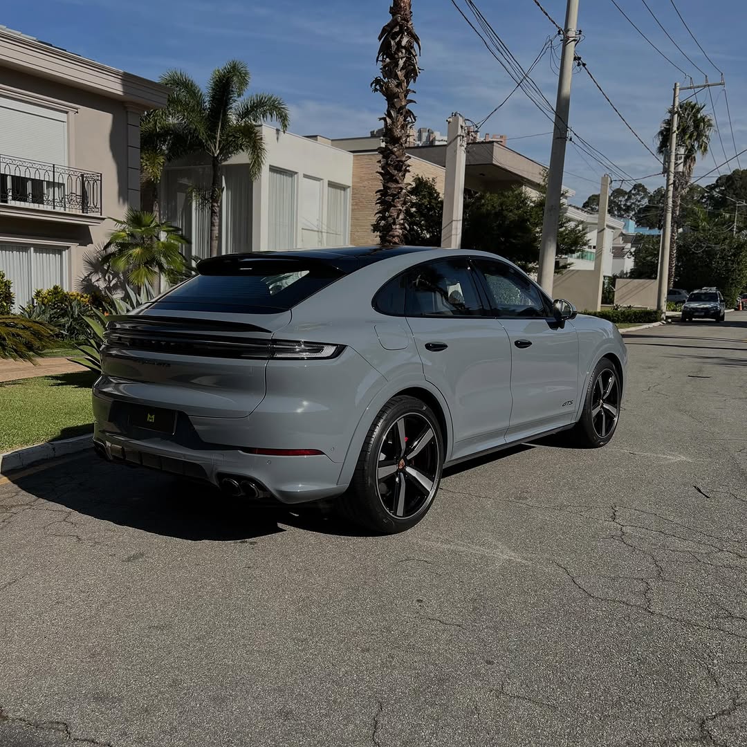 PORSCHE CAYENNE GTS COUPÉ - Imagem 5