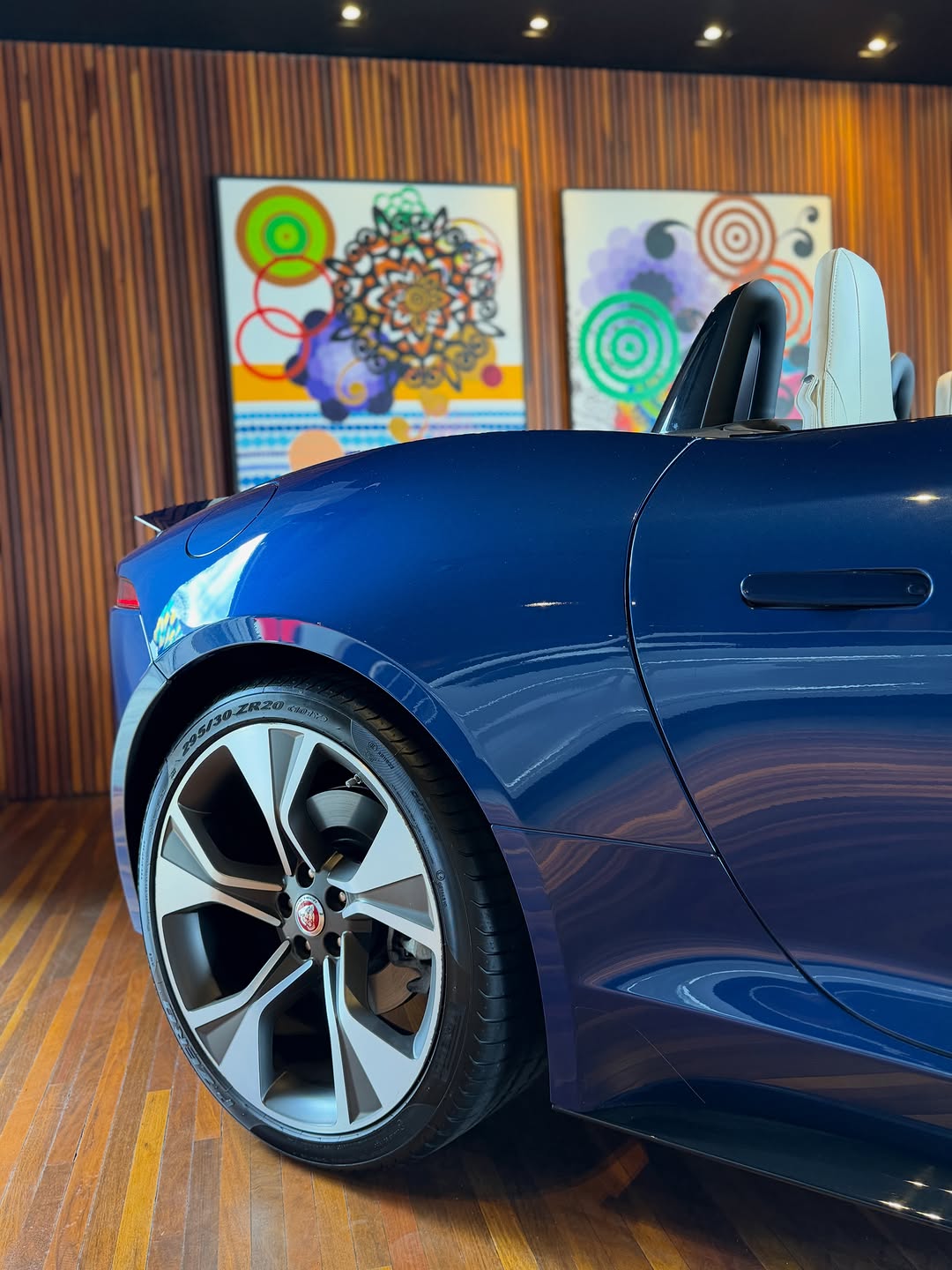JAGUAR F-TYPE P300 R-DYNAMIC CABRIO - Imagem 13