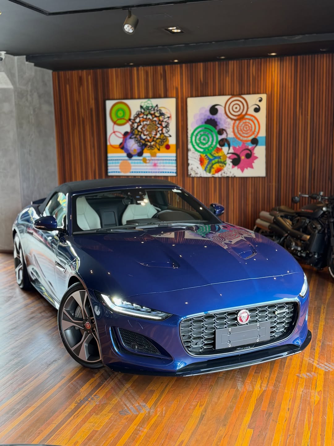 JAGUAR F-TYPE P300 R-DYNAMIC CABRIO - Imagem 19