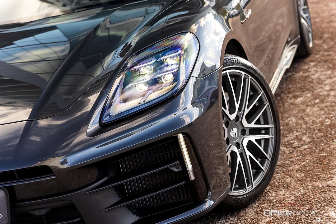 PORSCHE PANAMERA 4 E-HYBRID - Imagem 5