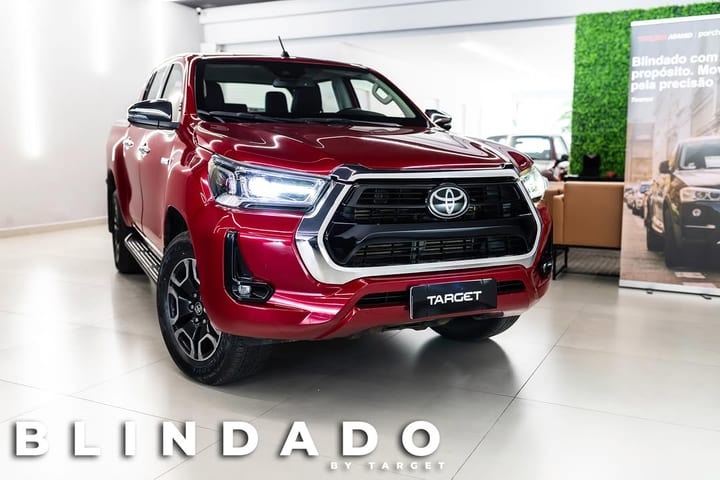 TOYOTA HILUX SRX