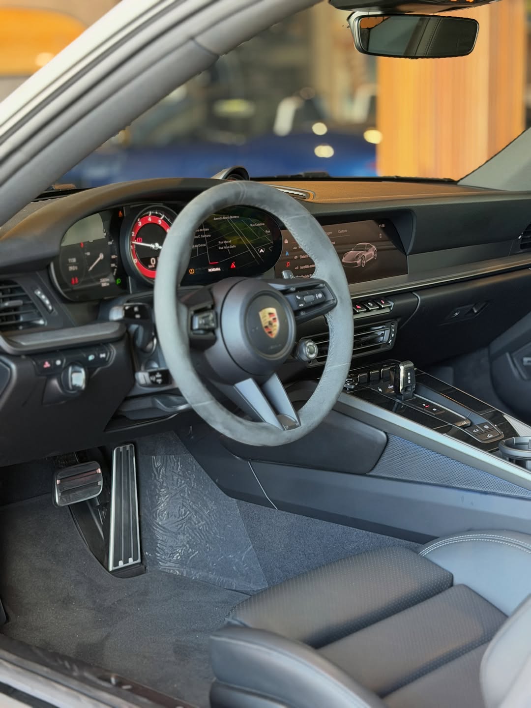 PORSCHE 911 CARRERA - Imagem 12