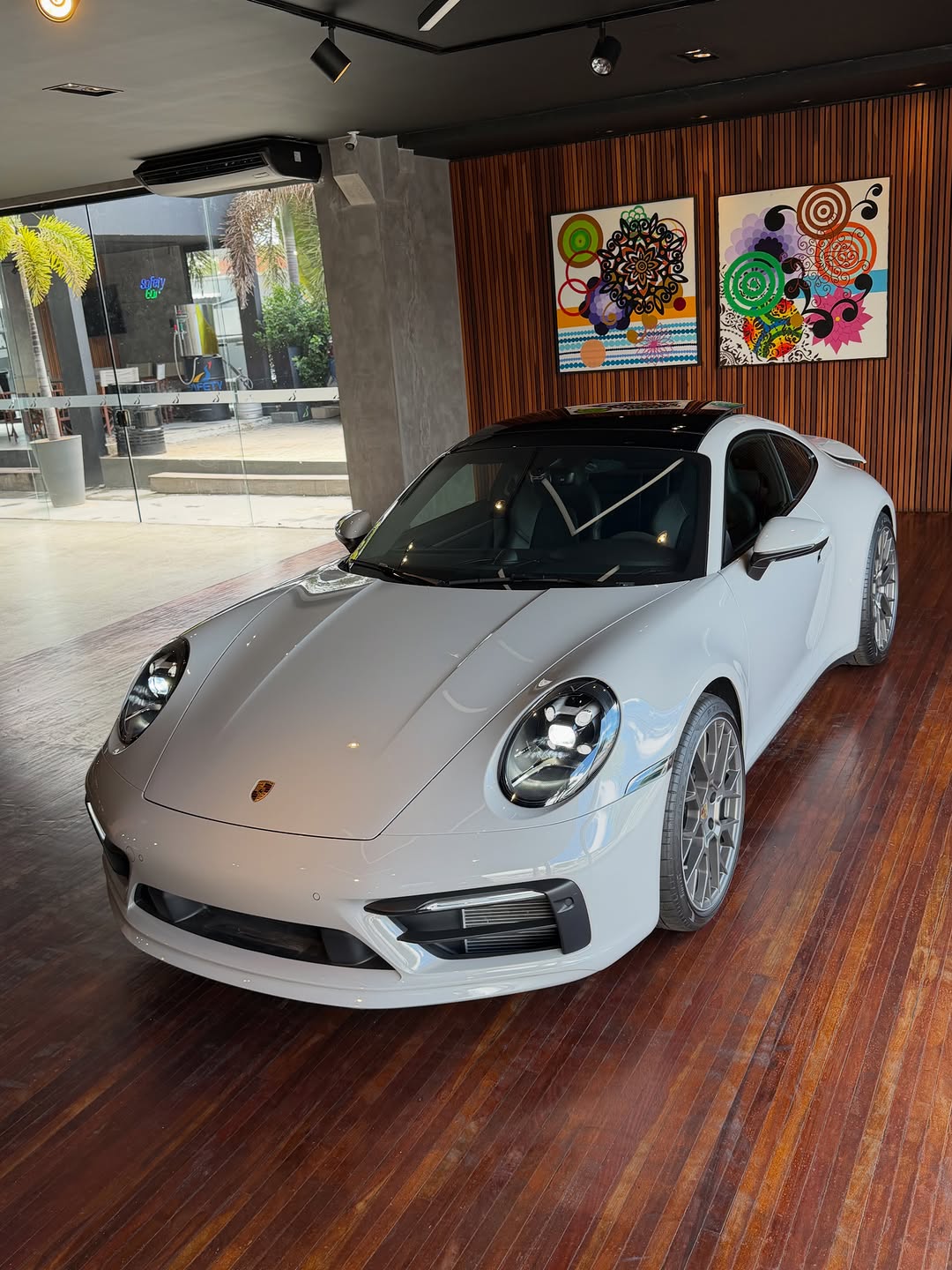 PORSCHE 911 CARRERA - Imagem 19