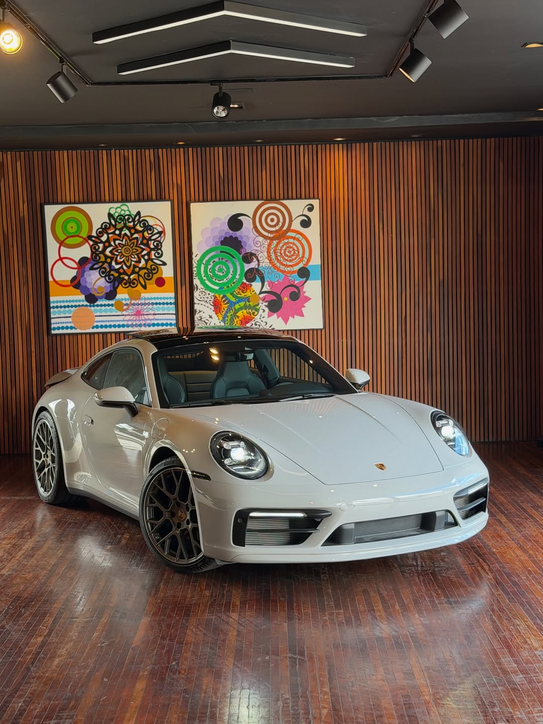 PORSCHE 911 CARRERA - Imagem 20