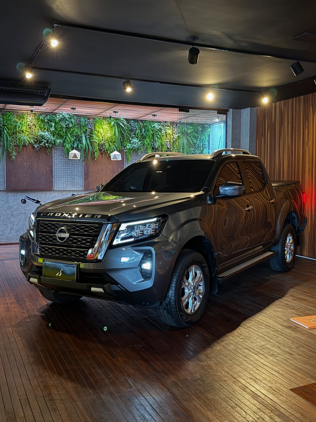 NISSAN FRONTIER XE 2.3 BI-TURBO - Imagem 13