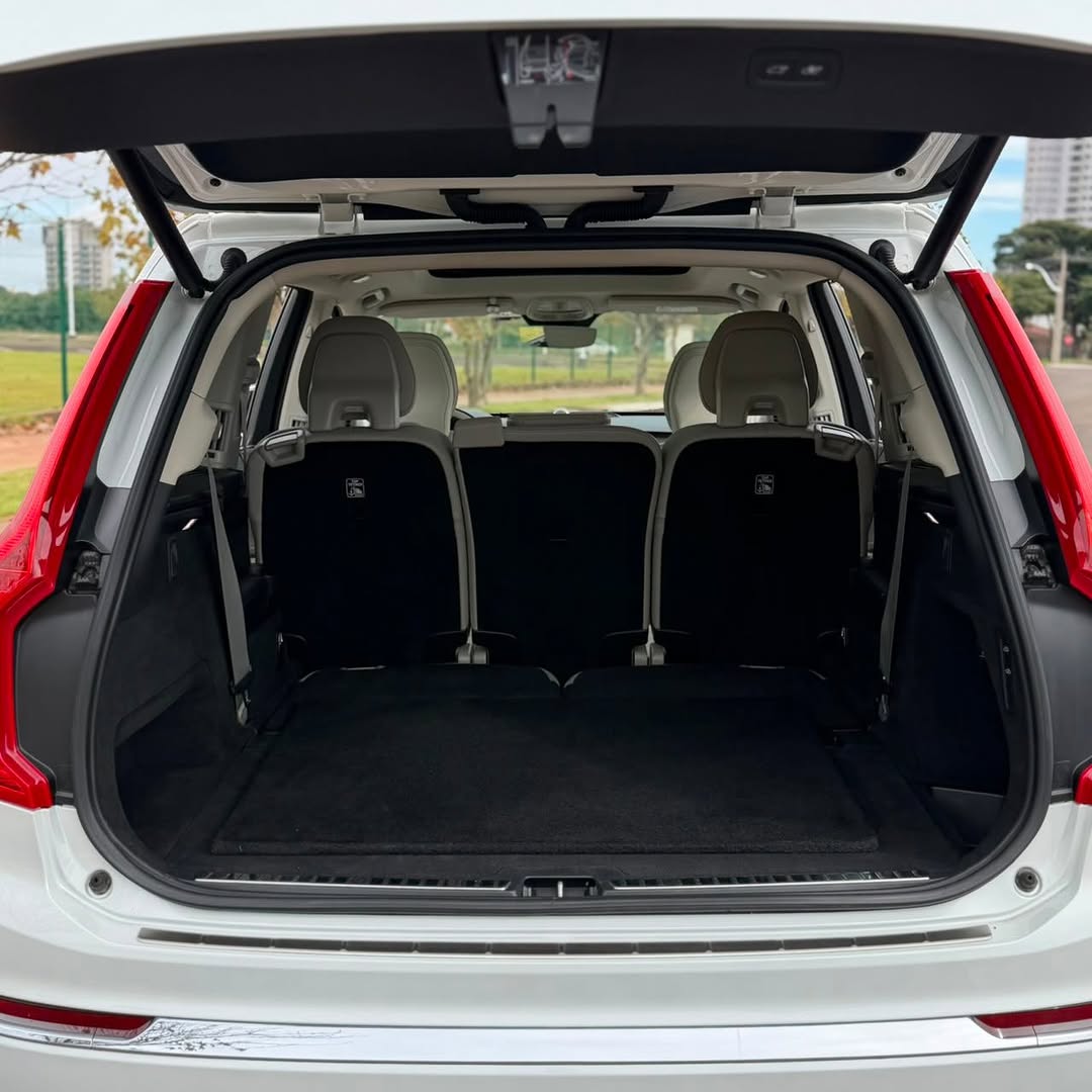 VOLVO XC 90 T8 ULTIMATE - Imagem 6