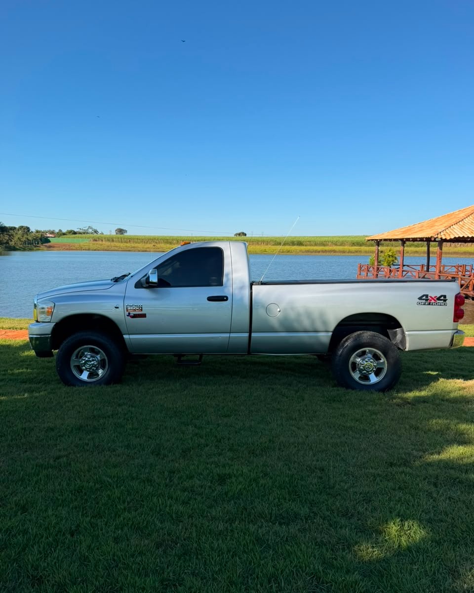 DODGE RAM 2500 SLT - Imagem 4