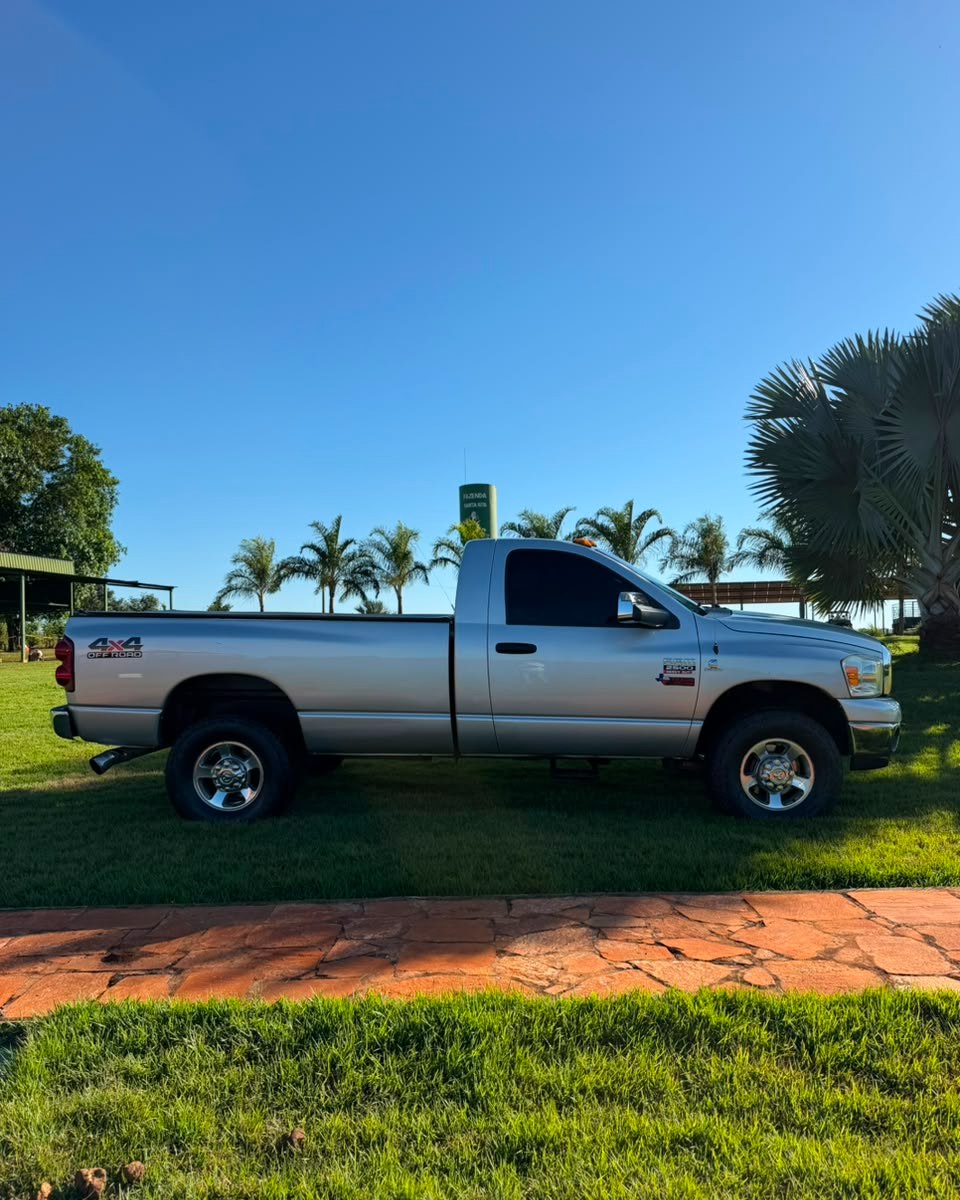 DODGE RAM 2500 SLT - Imagem 5