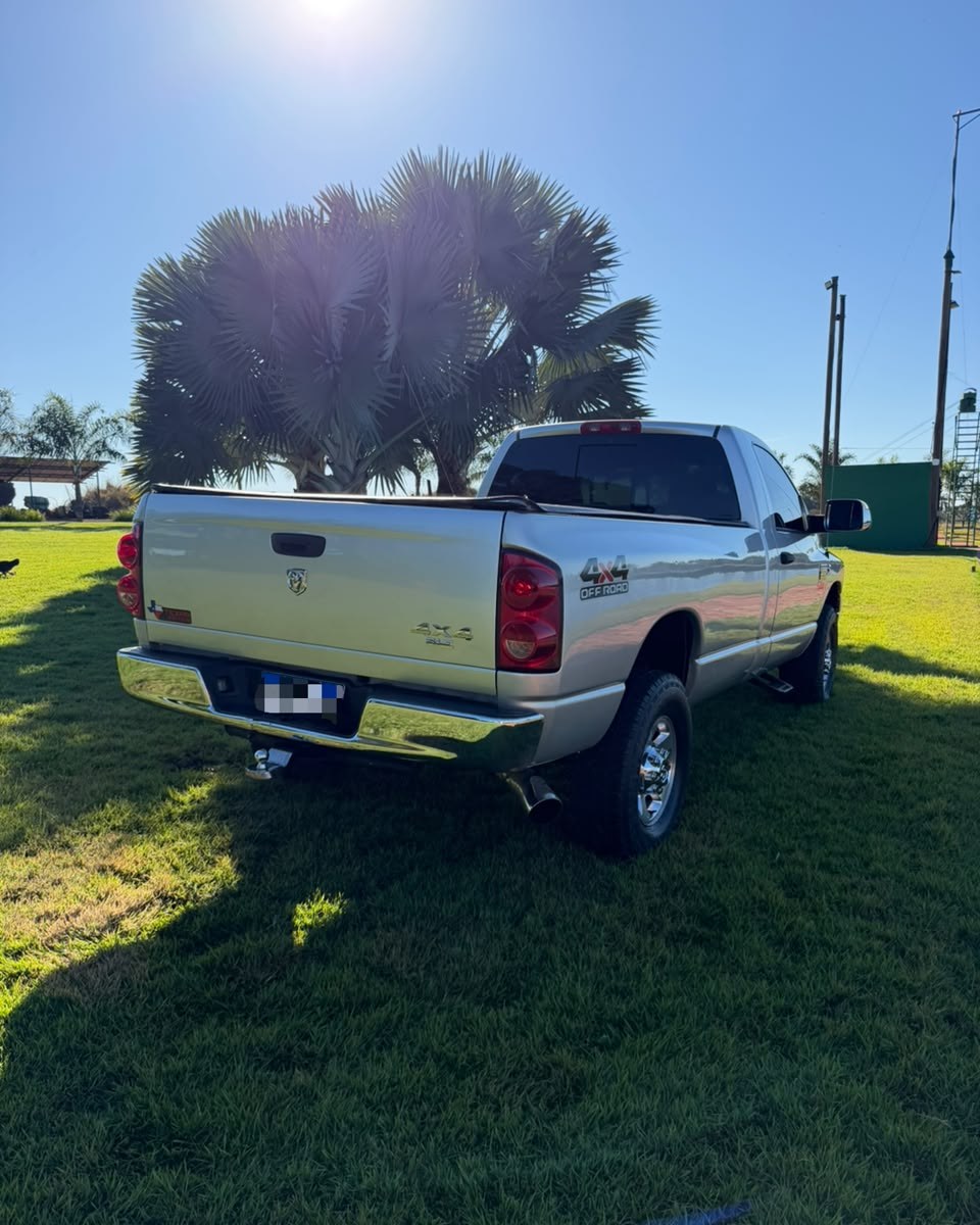 DODGE RAM 2500 SLT - Imagem 6