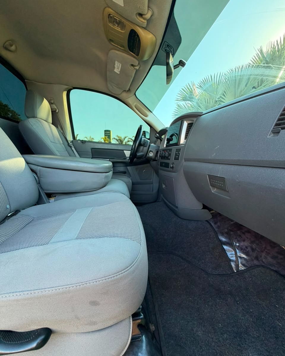DODGE RAM 2500 SLT - Imagem 9