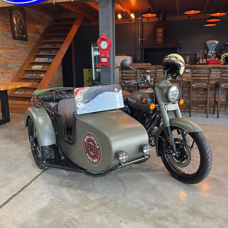 ROYAL ENFIELD CLASSIC 350 - Imagem 1