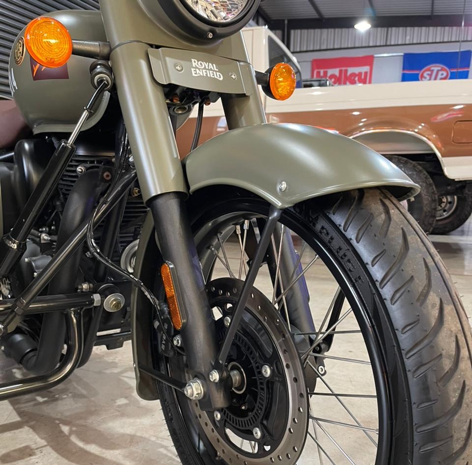 ROYAL ENFIELD CLASSIC 350 - Imagem 3