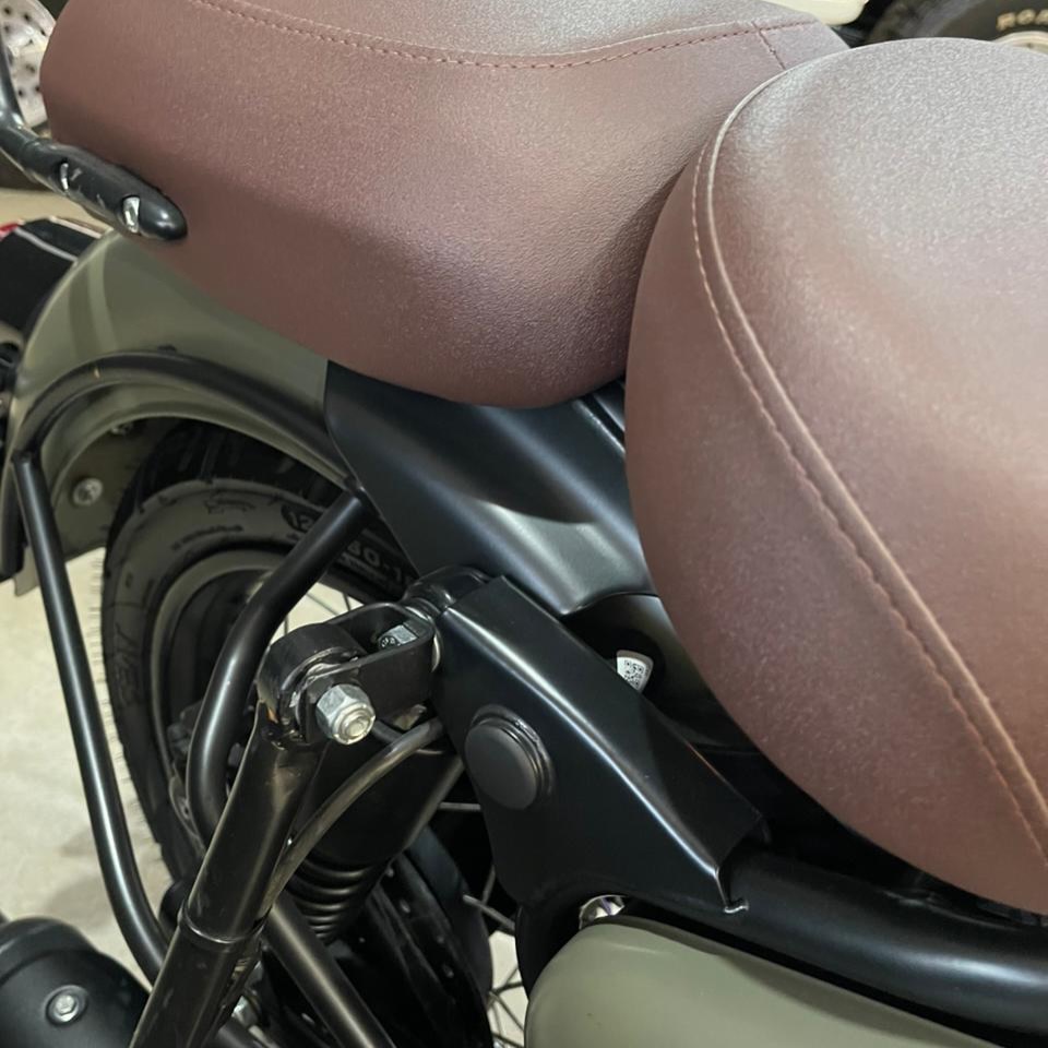 ROYAL ENFIELD CLASSIC 350 - Imagem 5
