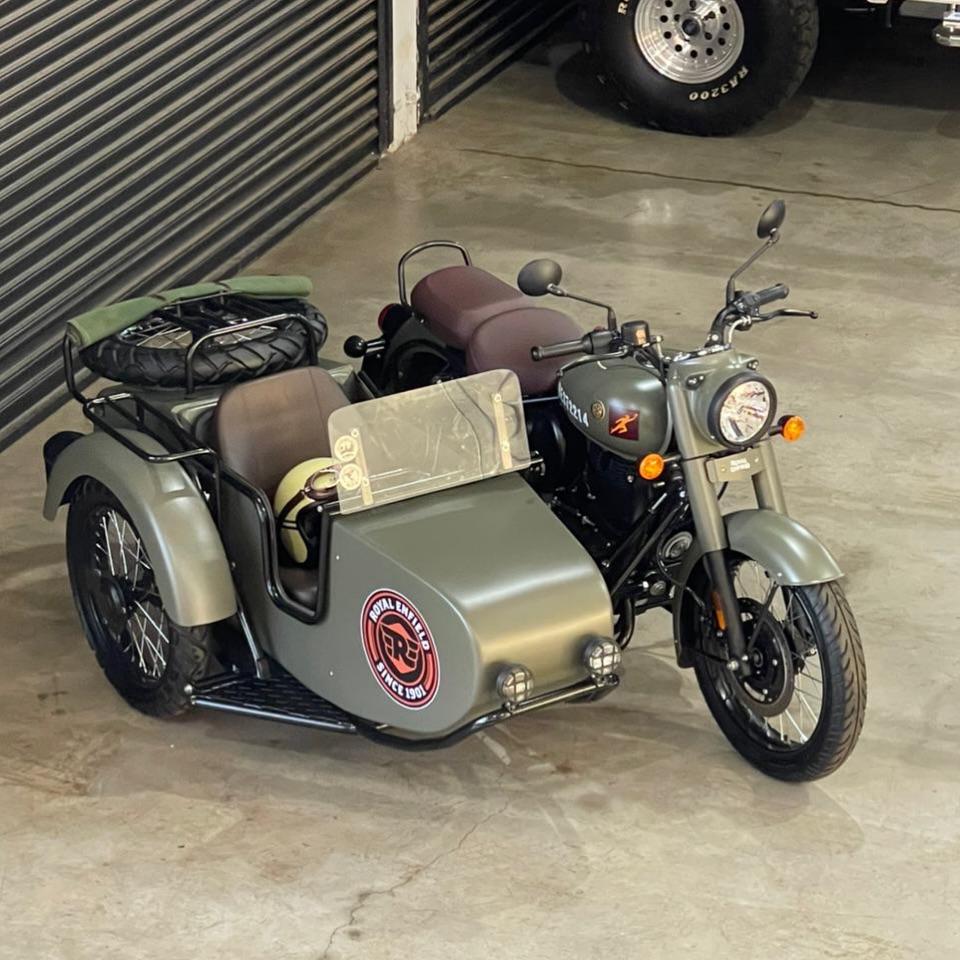 ROYAL ENFIELD CLASSIC 350 - Imagem 10