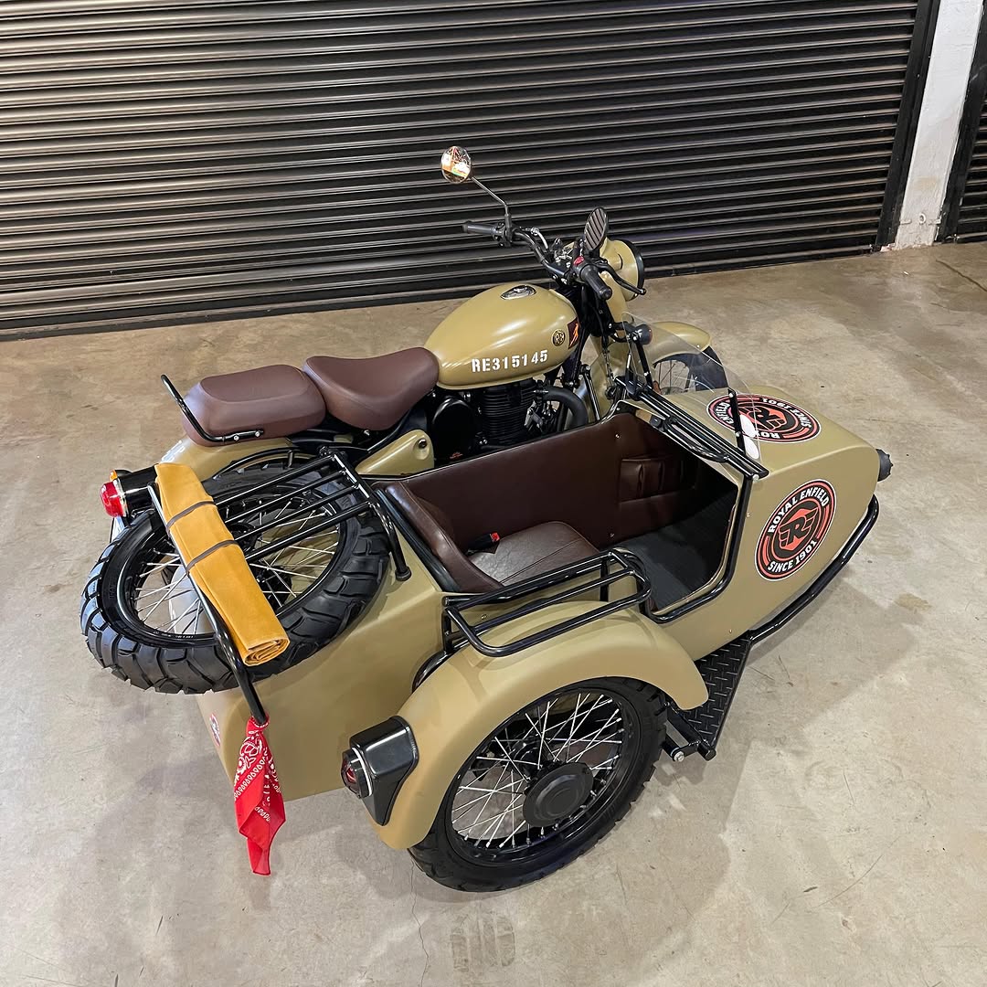 ROYAL ENFIELD CLASSIC 350 - Imagem 4