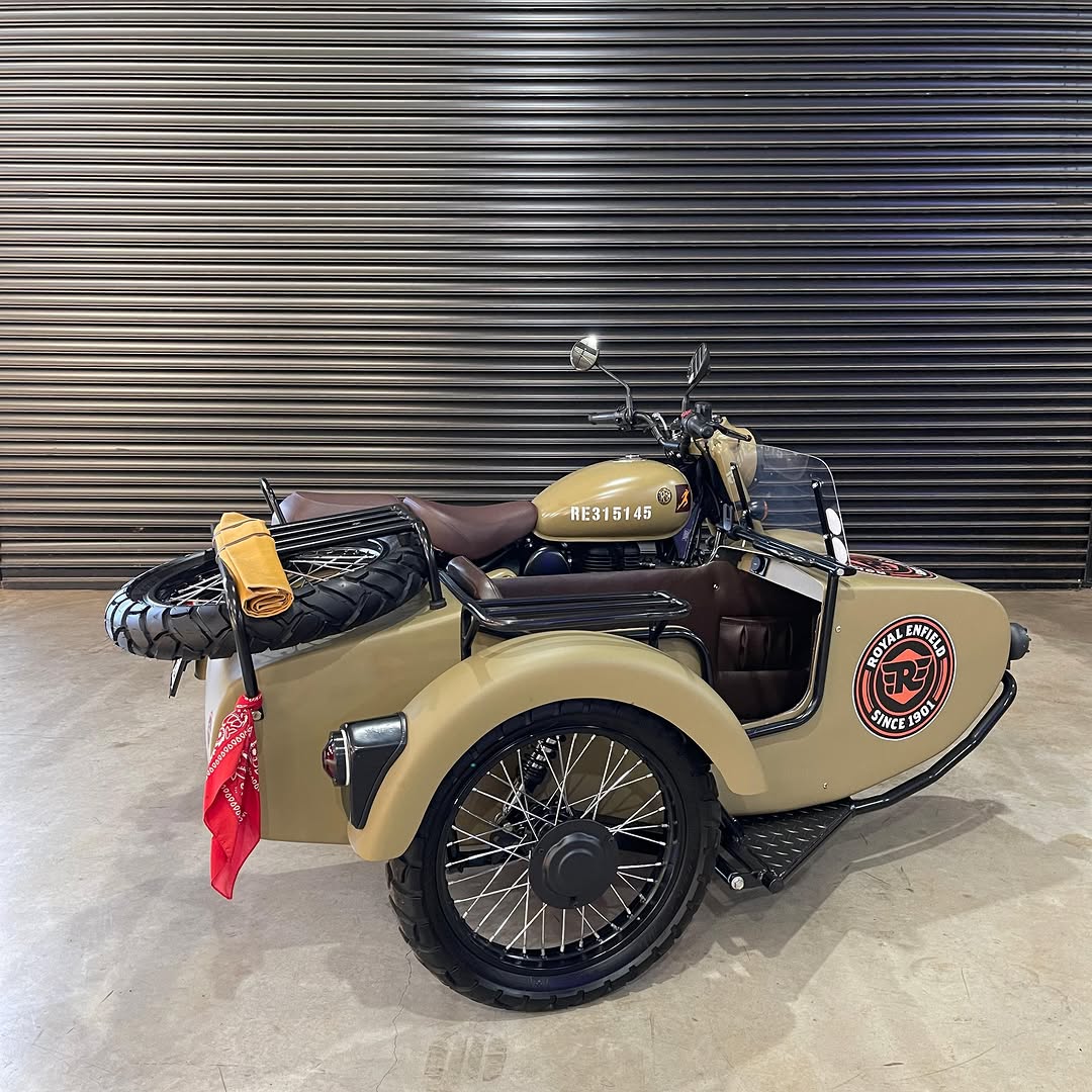 ROYAL ENFIELD CLASSIC 350 - Imagem 7