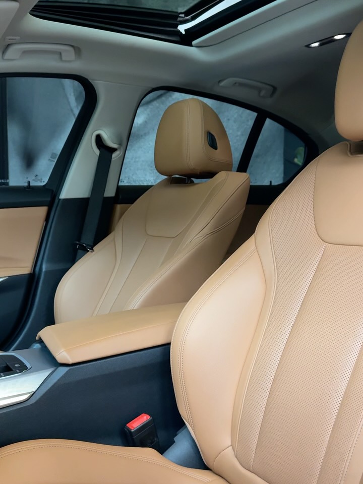 BMW 320I SPORT GP - Imagem 14