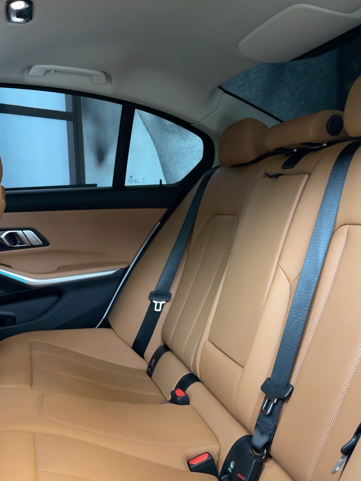 BMW 320I SPORT GP - Imagem 16