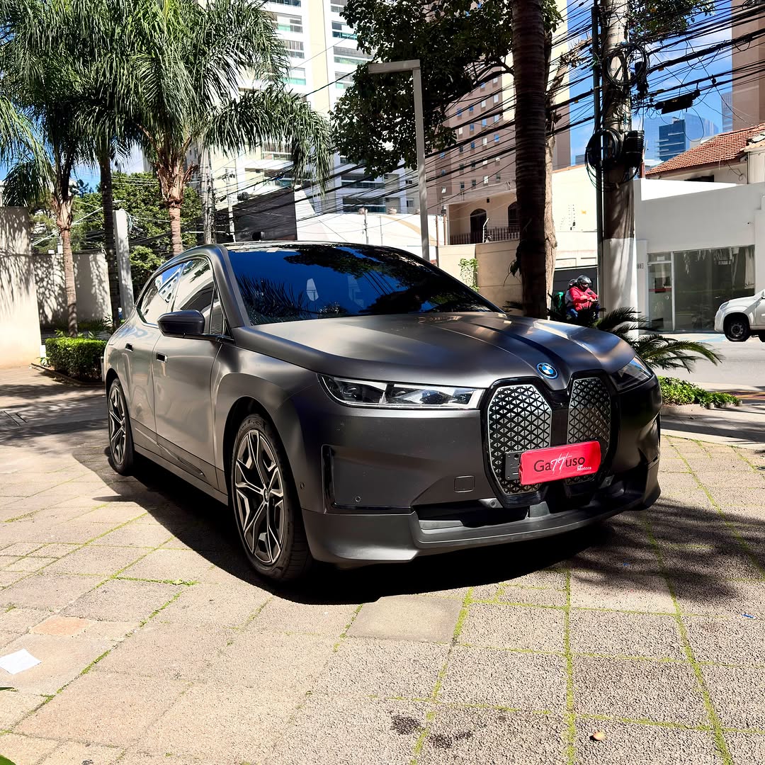 BMW IX XDRIVE40 - Imagem 3