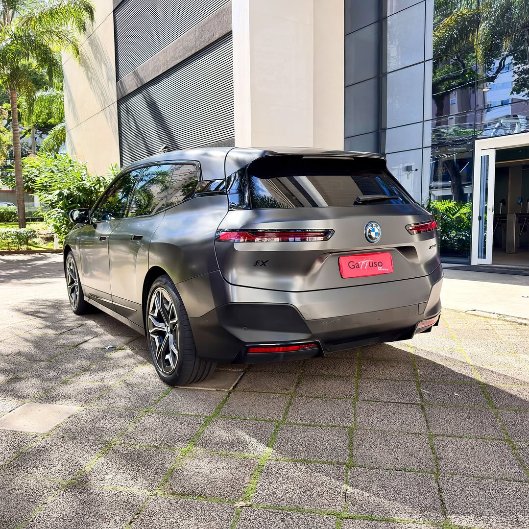 BMW IX XDRIVE40 - Imagem 4