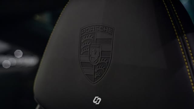 PORSCHE 911 TURBO S - Imagem 18