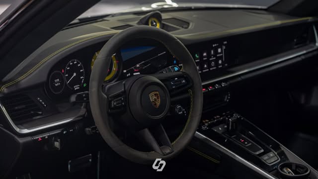 PORSCHE 911 TURBO S - Imagem 4