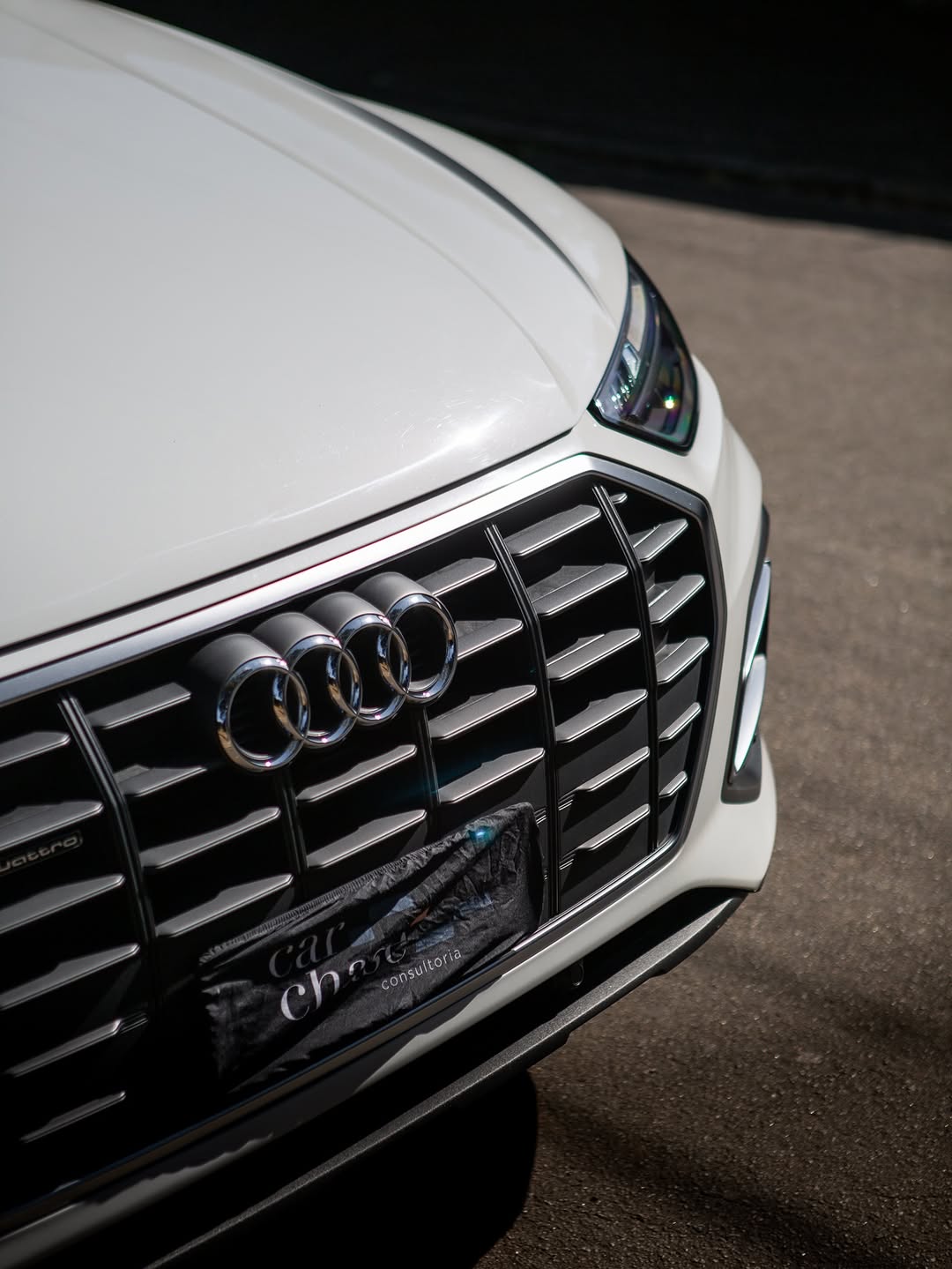 AUDI Q5 PRESTIGE QUATTRO - Imagem 7