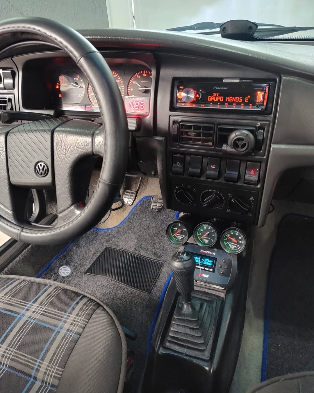 VOLKSWAGEN SANTANA CL 1.8 TURBO - Imagem 7