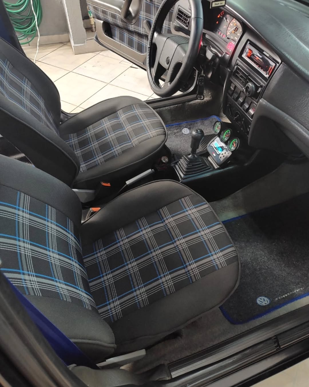 VOLKSWAGEN SANTANA CL 1.8 TURBO - Imagem 9