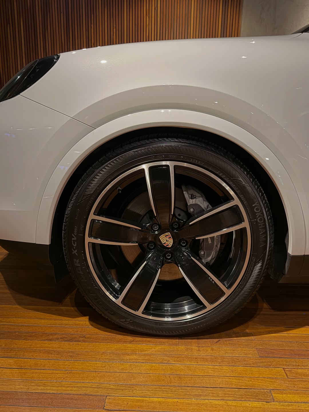 PORSCHE CAYENNE E-HYBRID COUPE - Imagem 8