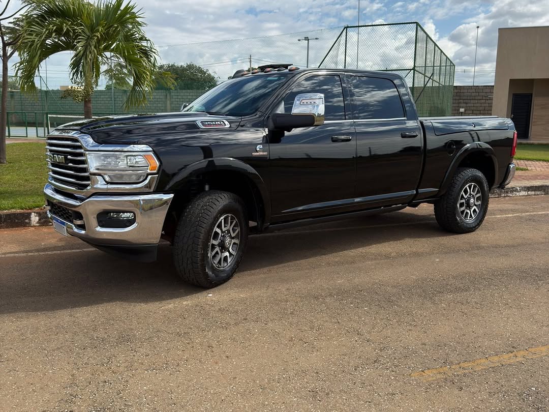 RAM 3500 LONGHORN LIMITED - Imagem 3