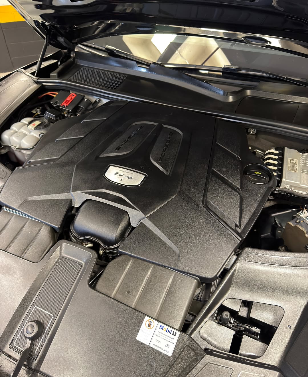 PORSCHE CAYENNE S - Imagem 13